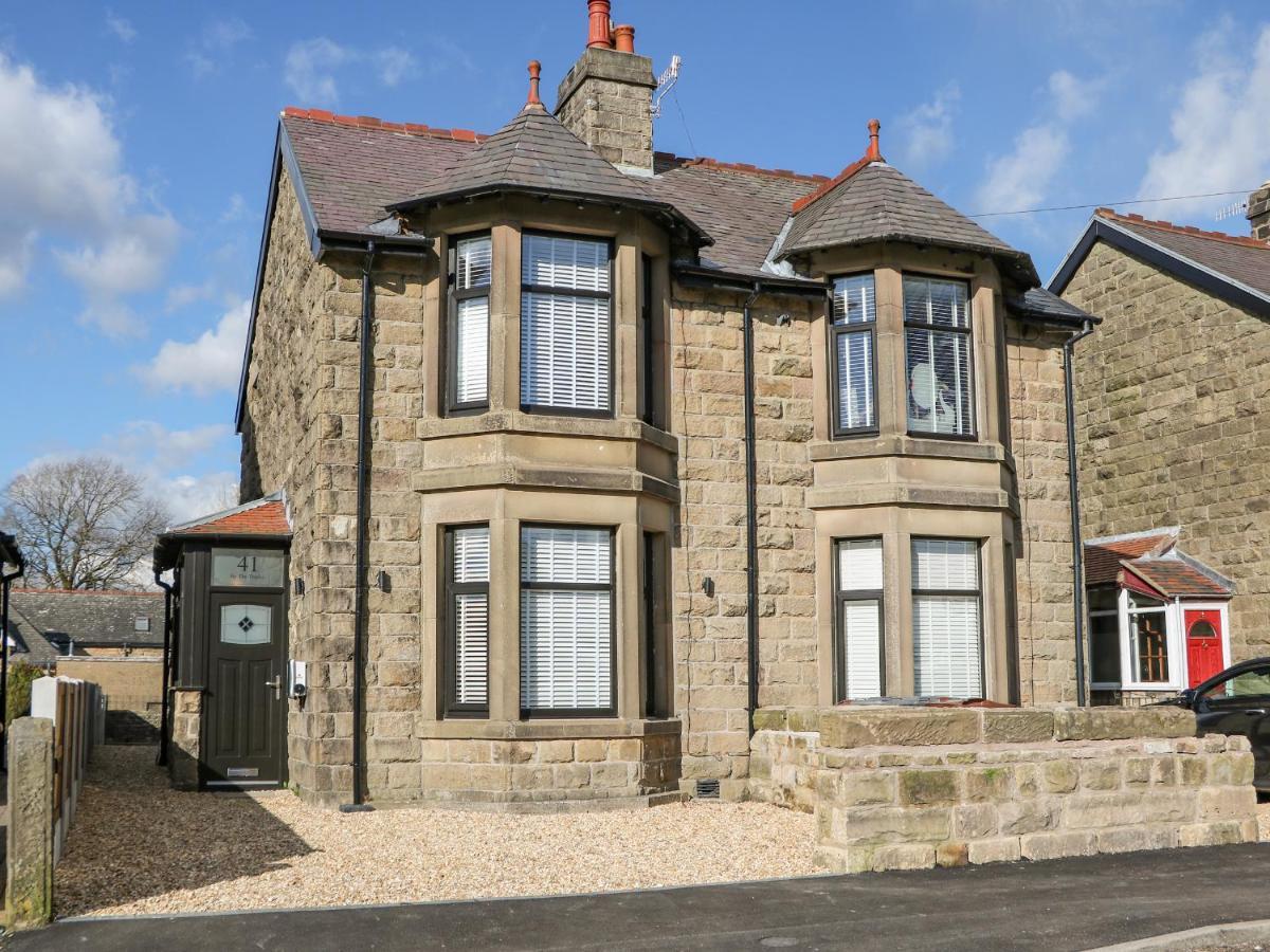 Villa By The Tracks à Buxton  Extérieur photo