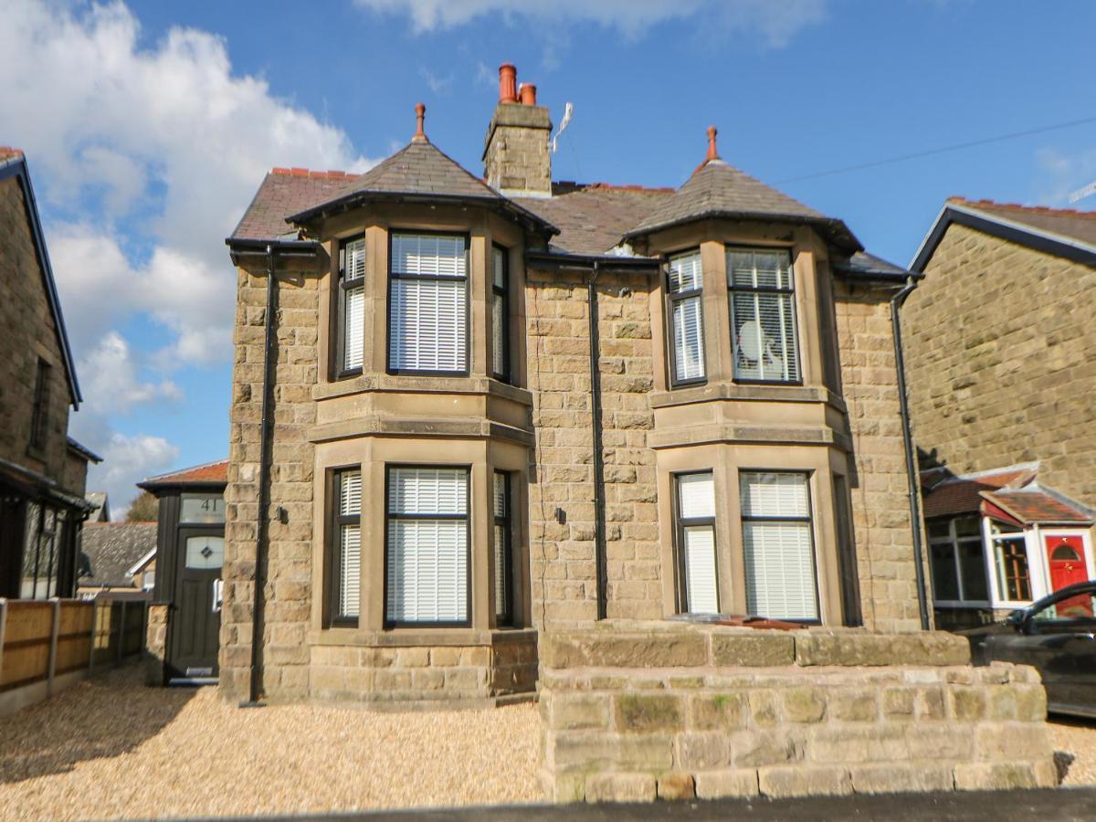 Villa By The Tracks à Buxton  Extérieur photo